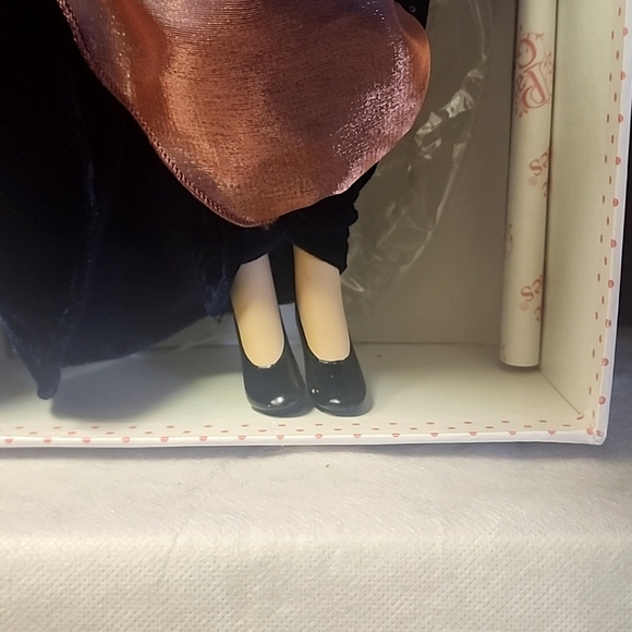 Treasury Collection Paradise Galleries. World's Finest Porcelain Doll. - Picture 5 of 15